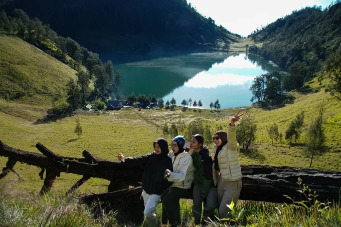 Ranu Kumbolo Dimana? Ini Lokasi, Jalur, dan Pesona yang Bikin Kangen
