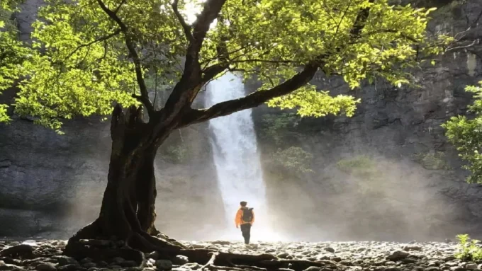 Pesona Curug Larangan Sukabumi, Destinasi Alam yang Bikin Betah