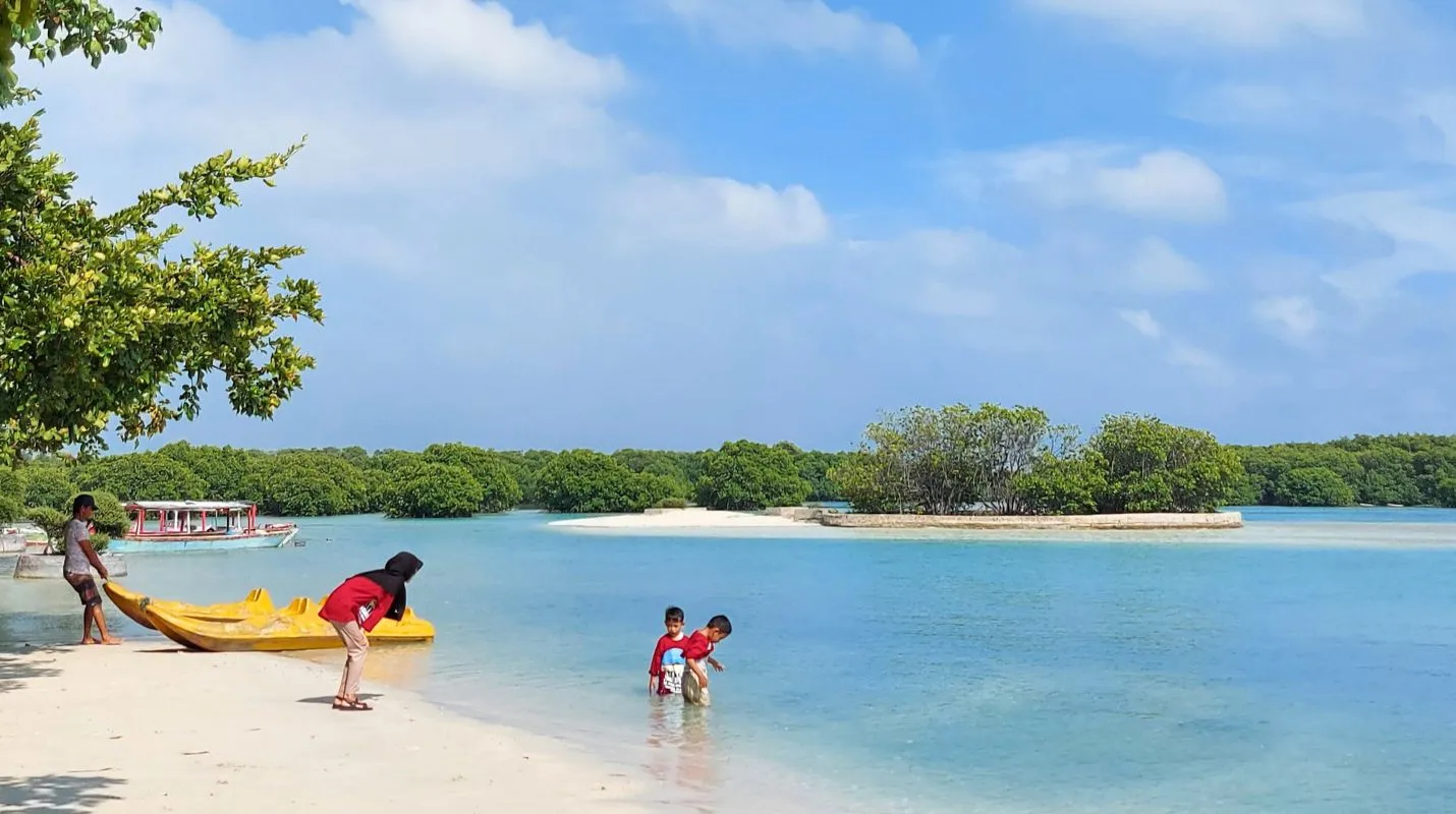 Pulau Cantik Dekat Jakarta