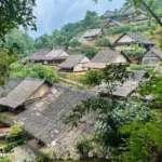 Panduan lengkap wisata Baduy di Banten mulai dari lokasi, cara menuju kampung Baduy, aturan berkunjung, hingga tips trekkingnya.